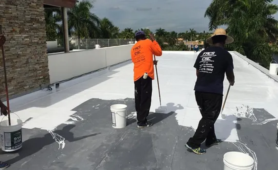 How Can South Florida Roofing Contractors Handle Hurricane Damage?