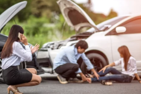 When Can You Call Your Lawyer After A Car Crash?