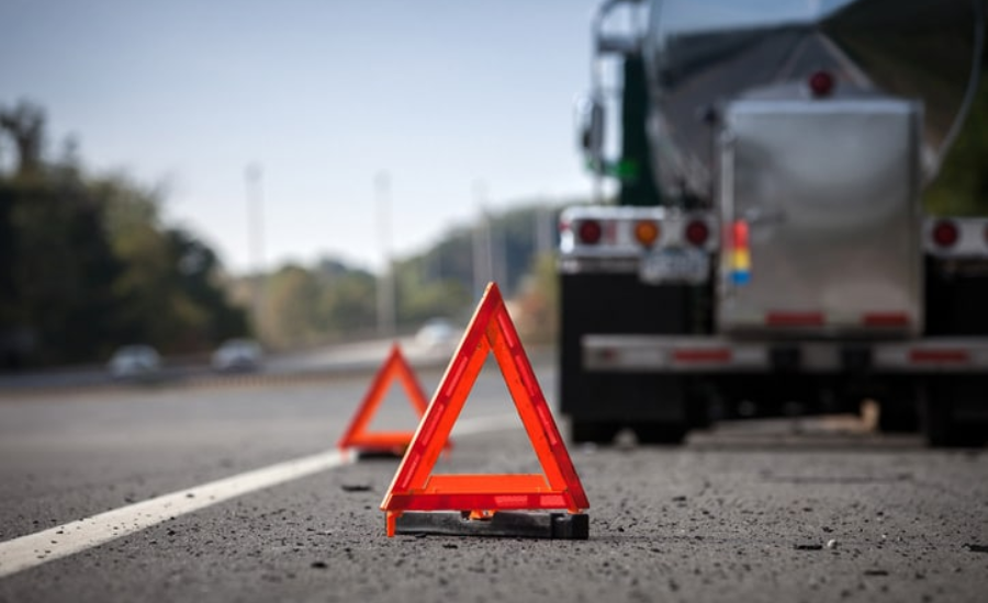 The Risks Of Florida Road Hazard Accidents