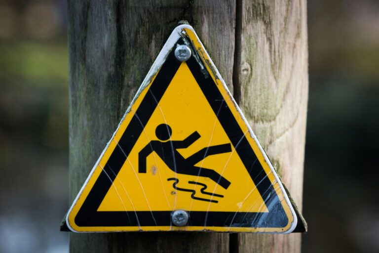8 Things to Do After a Slip and Fall Accident
