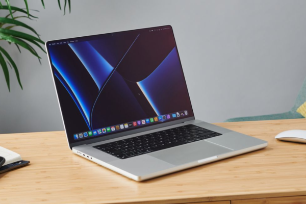 essential macbook accessories in 2024 lumolog