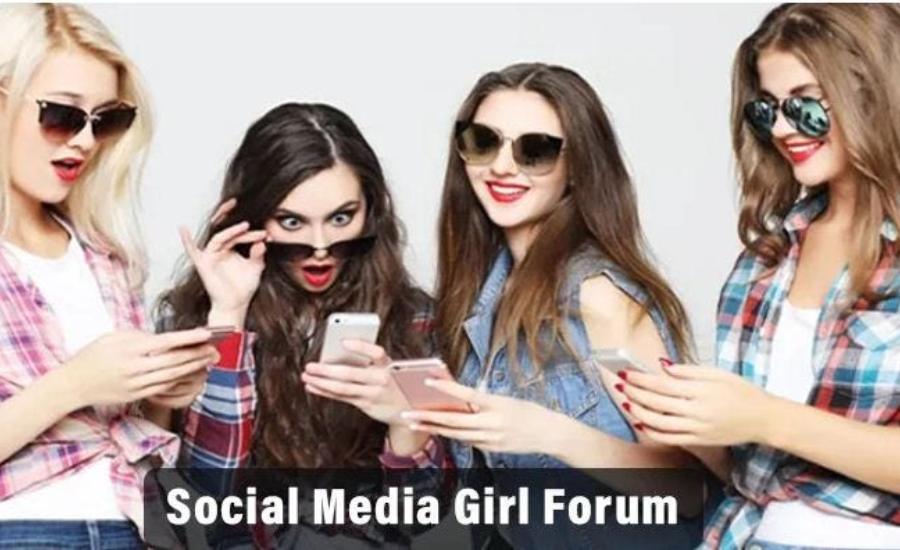 socialmediagirlsforum